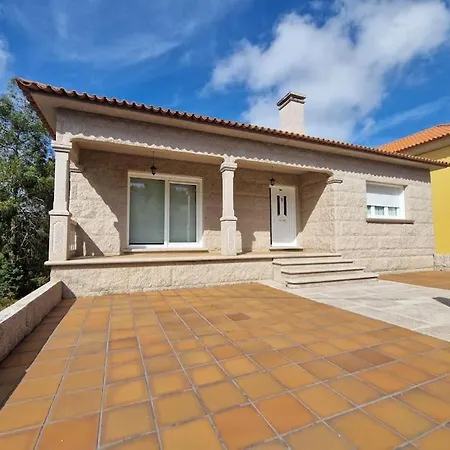 Daire Magnifico Chalet En San Vicente Pontevedra
